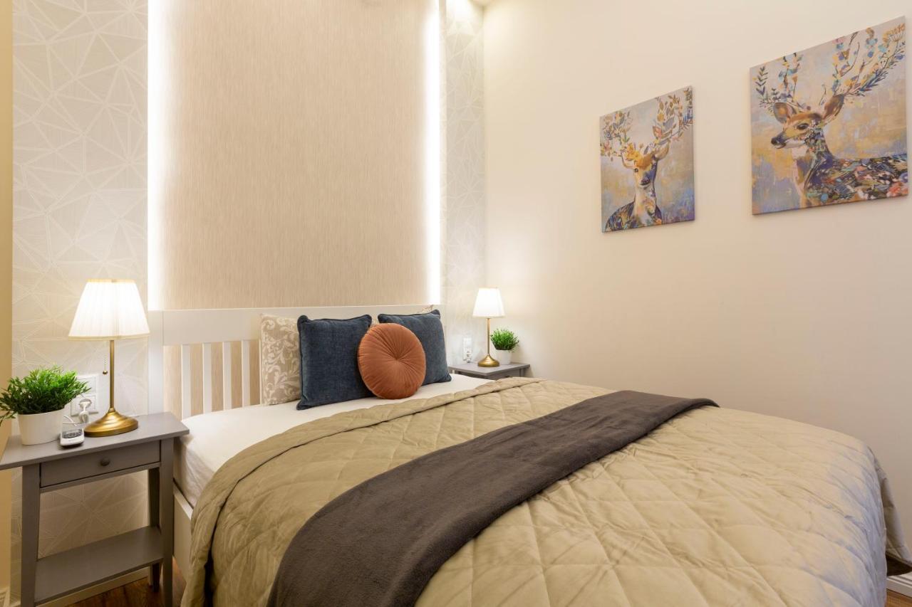 Luxurious In Liszt Ferenc Square Apartamento Budapeste